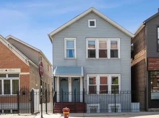 1019 W 18th St #1F, Chicago, IL 60608