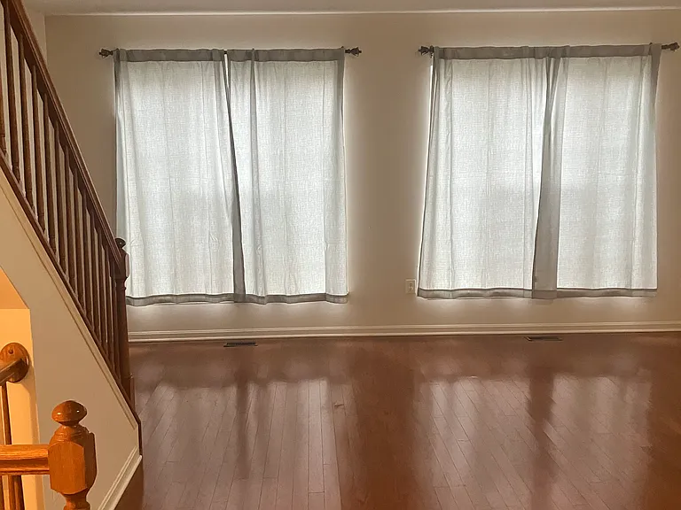 2532 Emerson Dr — Photo 15