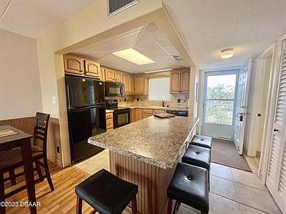 4th image of 100 Silver Beach Ave #1-526-1