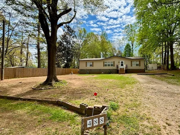 488 Lake Cir, Newnan, GA 30263