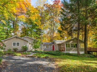 30 Stetson Rd, Ringwood, NJ 07456