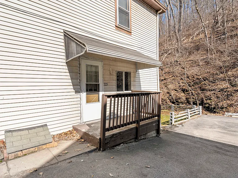 725 Mifflin Rd — Photo 27