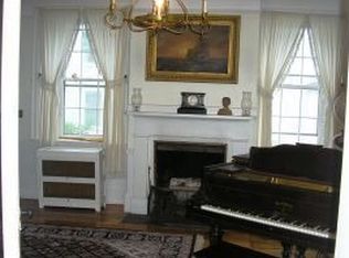 5 School St, Amherst, NH 03031