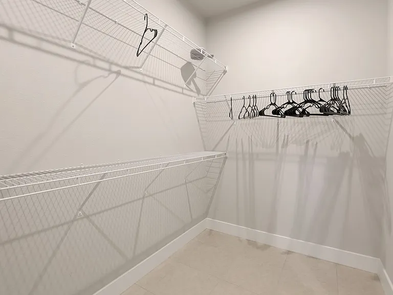 17982 Grand Prosperity Dr — Photo 33