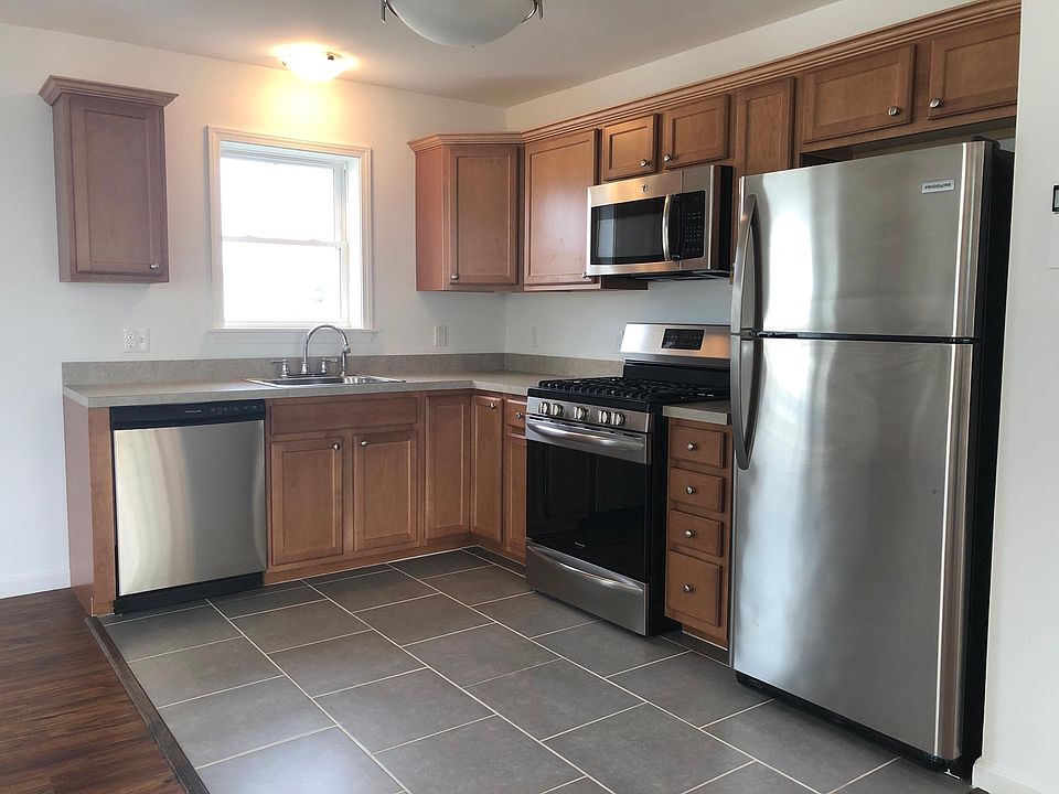 1st image of 820 Patterson Ave