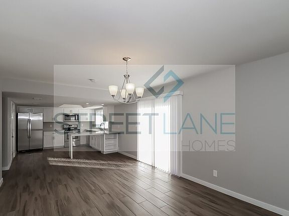 5th image of 3601 W Cheryl Dr