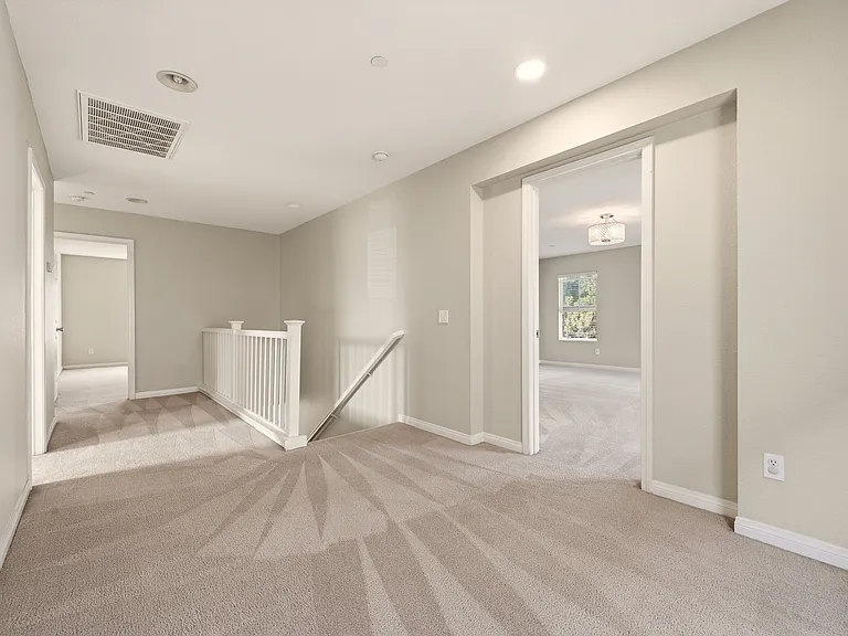 1728 Edmon Way — Photo 16