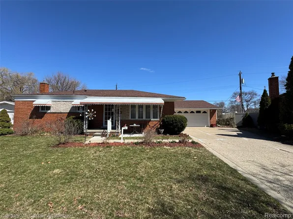 948 Van Sull St, Westland, MI 48185