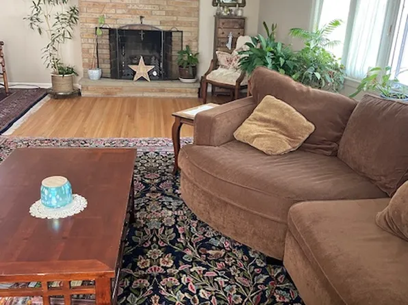 32 School St APT 1, Buffalo, NY 14217