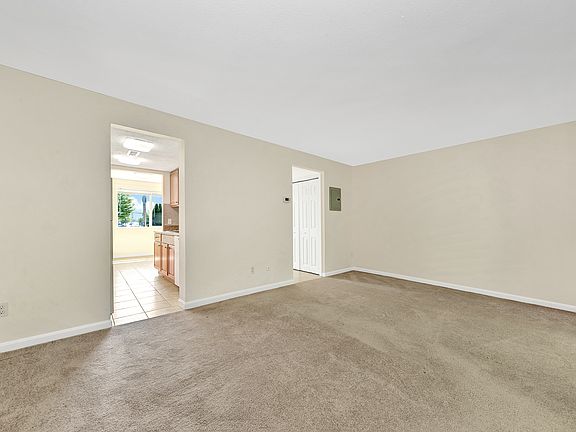 4th image of 48 Prospect St #A