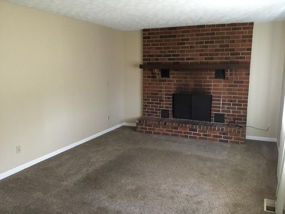 1st image of 770 Wisteria Dr APT B