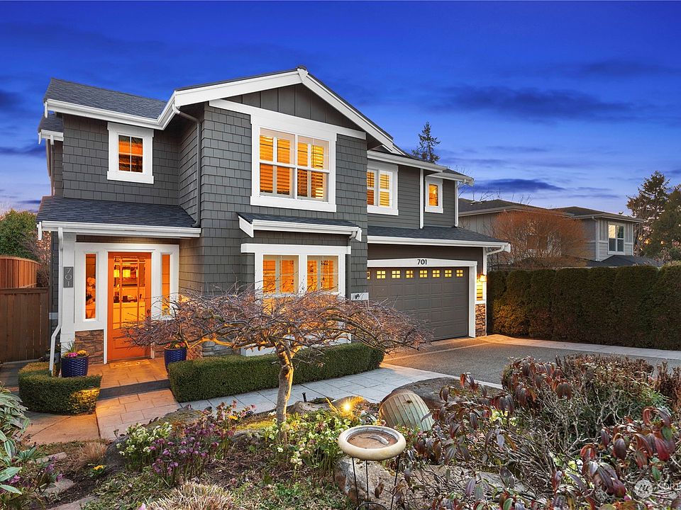 1st image of 701 17th Avenue W