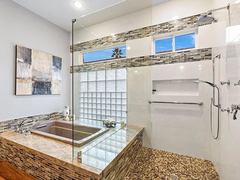 704 Mission Creek Dr — Photo 38