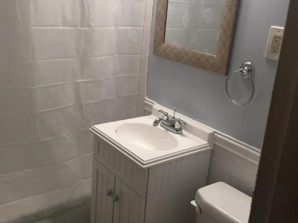 22 Sigwin Cir, Wallingford, CT 06492