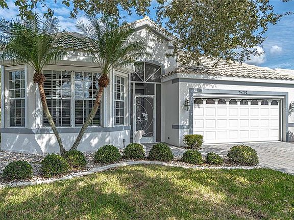 3rd image of 26292 Stillwater Cir