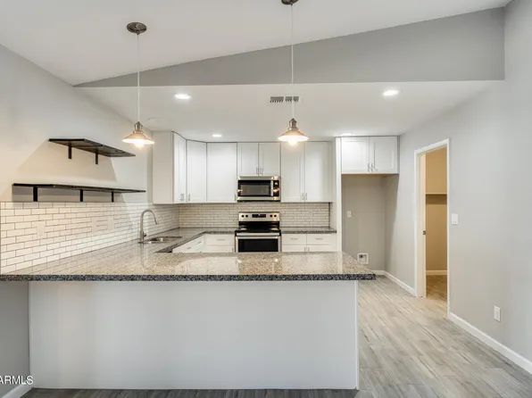 7336 W PECK Drive, Glendale, AZ 85303