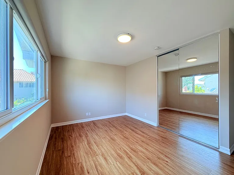 15338 Nantes Cir — Photo 25