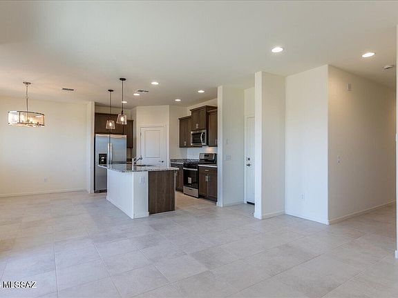 3rd image of 4855 E Greenway Wash Dr