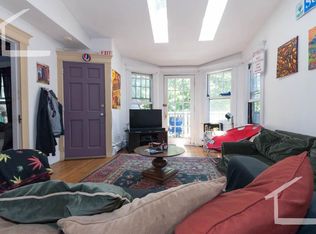 8 Selkirk Rd #33, Brighton, MA 02135