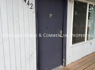 17442 SE Powell Blvd, Portland, OR 97236