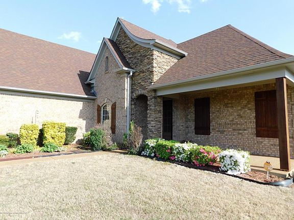 4th image of 4941 Shinault Ln