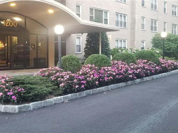 1200 Midland Avenue #6C, Bronxville, NY 10708