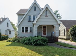 3817 Washington Park Blvd, Newburgh Heights, OH 44105