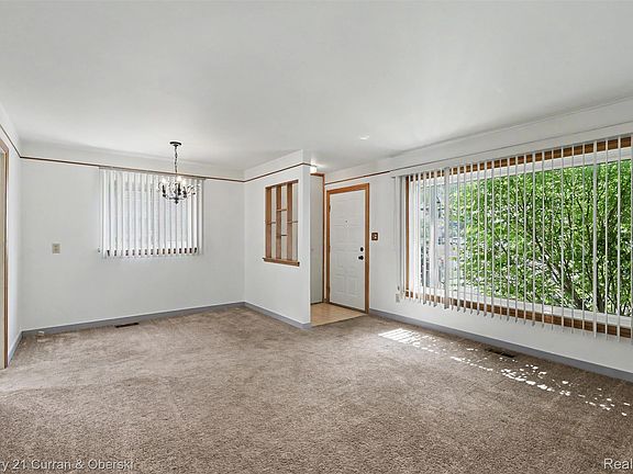5th image of 31512 Joy Rd