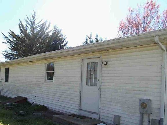2nd image of 21143 Adams Cir