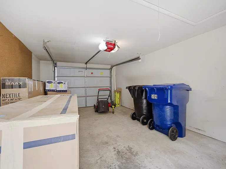 5109 Glenwood Way — Photo 33