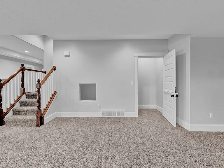 910 S Pace Pl — Photo 40