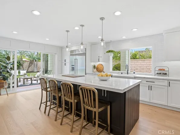 20082 Gothic Cir, Huntington Beach, CA 92646