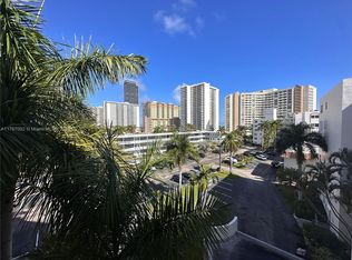 3181 S Ocean Dr APT 501, Hallandale Beach, FL 33009
