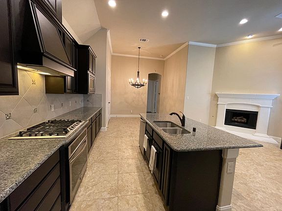 5th image of 529 Cotley Dr