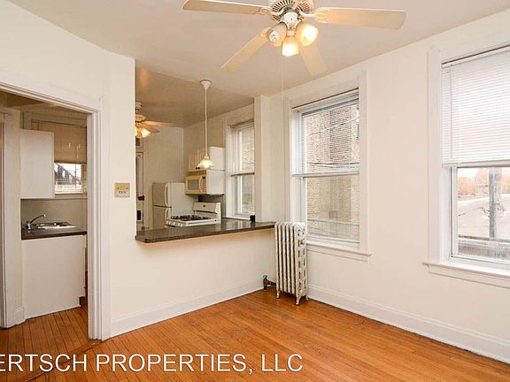 4th image of 4344-52 N Winchester Ave #2S