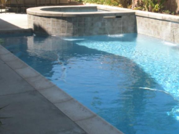 3rd image of 15571 Hammett Ct