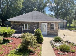 1907 25th St, Two Rivers, WI 54241