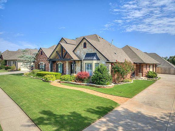 2nd image of 3416 Stone Brook Ct