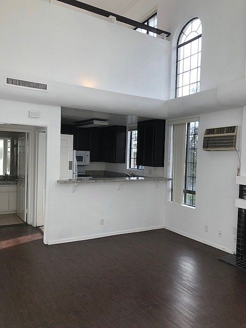 1st image of 3965 Inglewood Blvd APT 104
