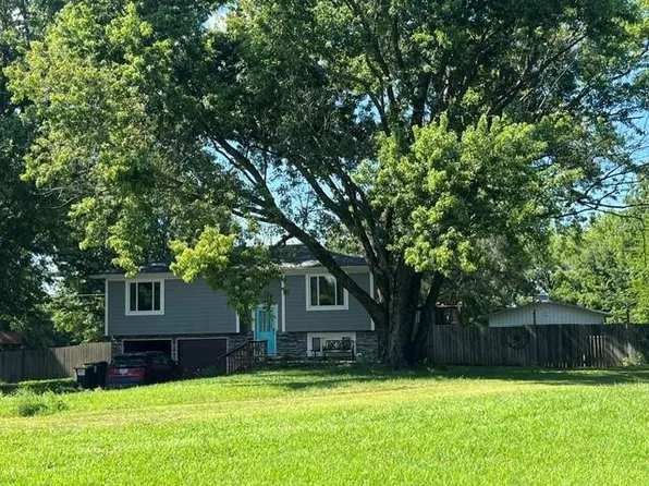 13968 McIntyre Rd, Leavenworth, KS 66048
