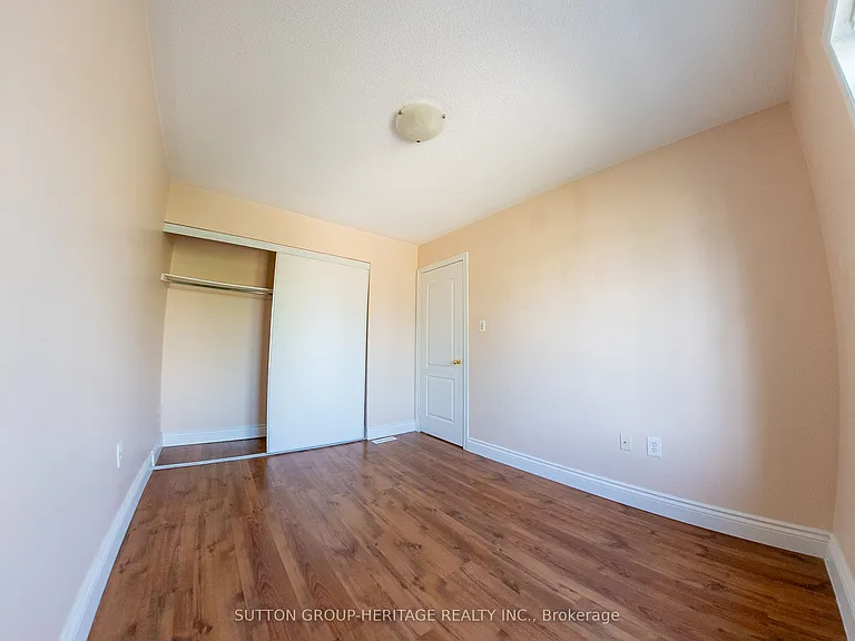 20 Oglevie Dr — Photo 16