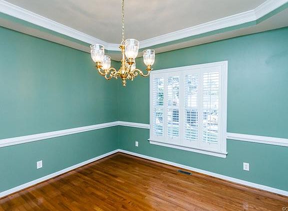 2nd image of 7108 Lynnshire Ct