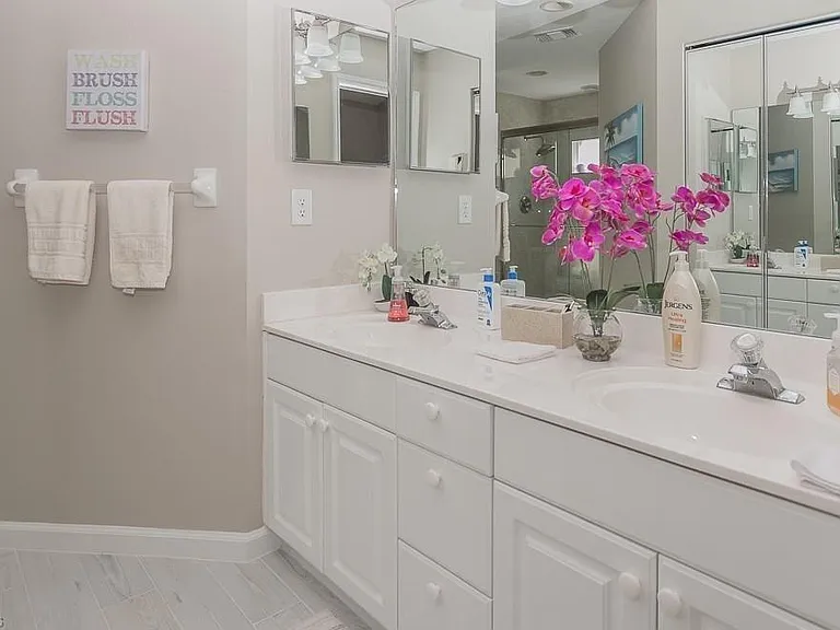 960 Partridge Cir #1-202 — Photo 8