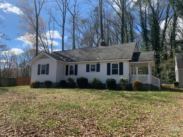 1434 Spring Lake Rd, North Chesterfield, VA 23225