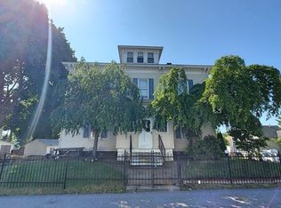 134 Beacon St, Worcester, MA 01610