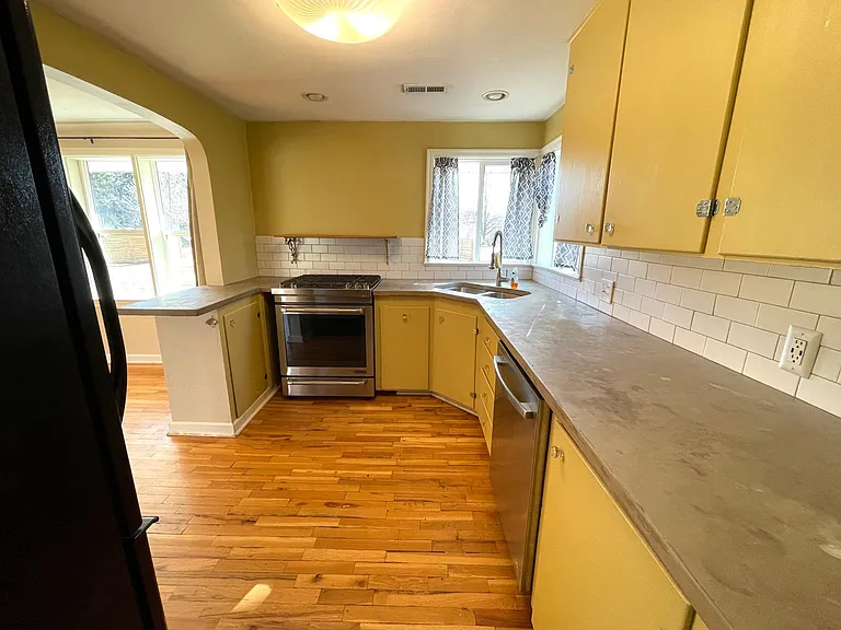 737 N Taft Hill Rd — Photo 12