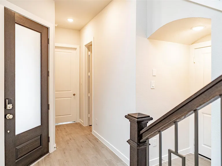 6526 Bramble Cove Ln — Photo 16