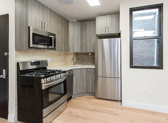 Rented by Garfield Realty  | media 10