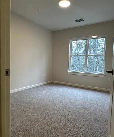 Monadnock Place — Photo 32
