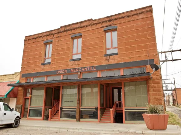 114 E 2nd St, Big Spring, TX 79720